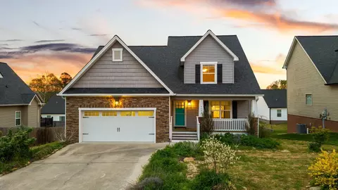 420 Cedar Hill Ln NW, Cleveland, TN 37312