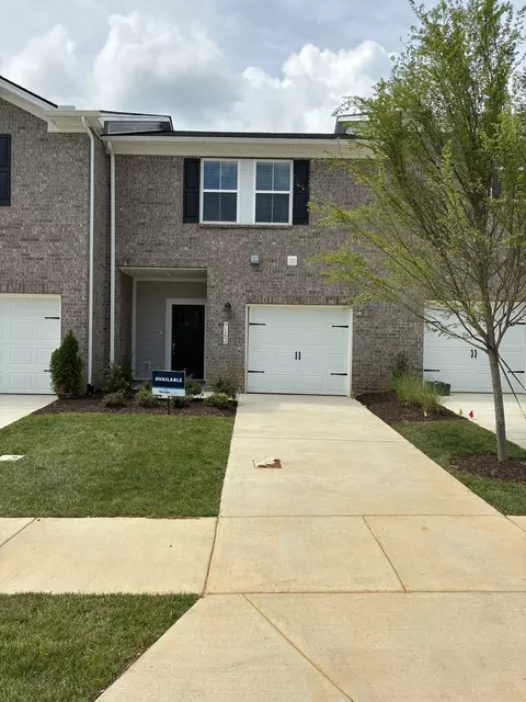 7162 Cedarcrest Ln, Fairview, TN 37062
