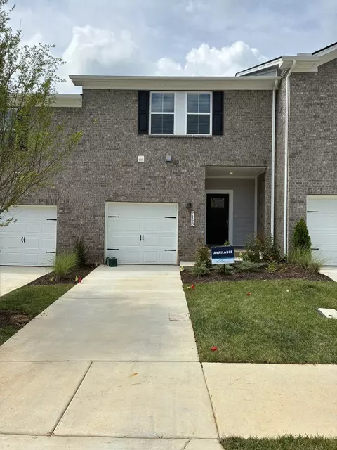 7158 Cedarcrest Ln, Fairview, TN 37062