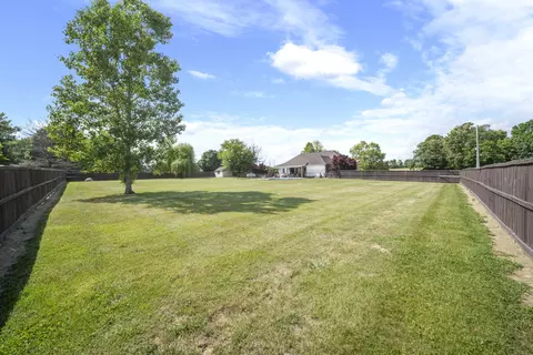 Exterior - 7291 W Cook Rd, Springfield, TN 37172 photo 15 of 20