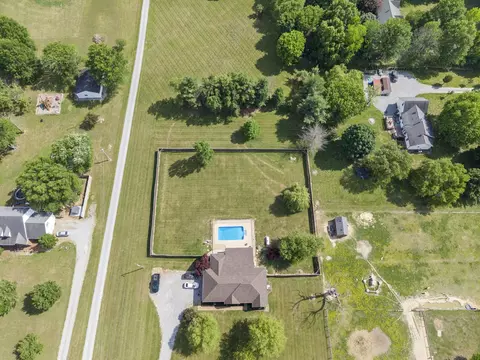 View/Area - 7291 W Cook Rd, Springfield, TN 37172 photo 9 of 11