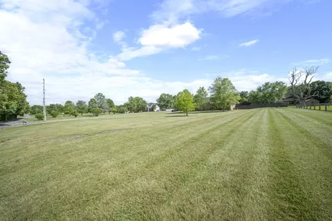 Exterior - 7291 W Cook Rd, Springfield, TN 37172 photo 16 of 20