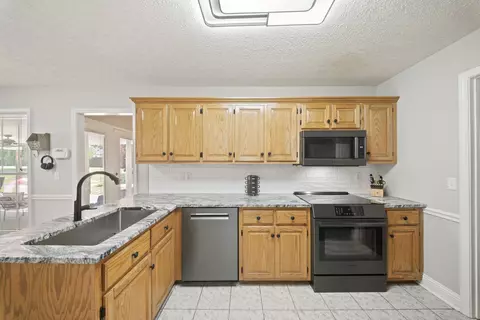 Kitchen - 7291 W Cook Rd, Springfield, TN 37172 photo 1 of 3