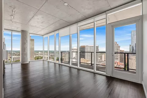 805 Church St NE #2402, Nashville, TN 37203
