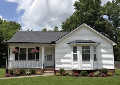 410 Roselawn Dr, Clarksville, TN 37042