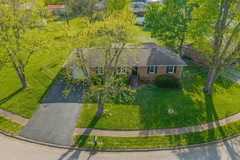 3611 Bahama Dr, Hopkinsville, KY 42240