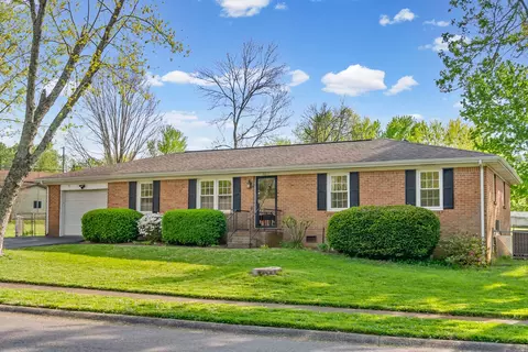 3611 Bahama Dr, Hopkinsville, KY 42240