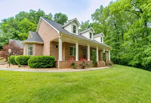 2410 Breckenridge St, Athens, TN 37303