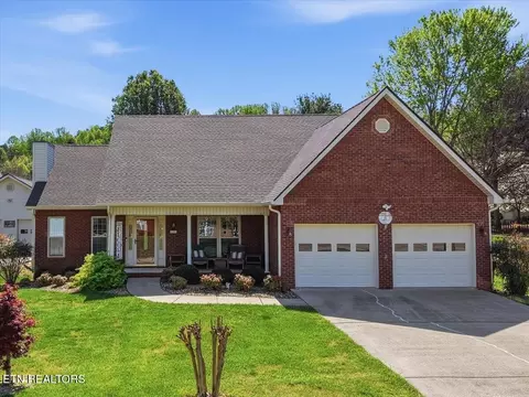 5203 Crystal Brook Dr, Morristown, TN 37814