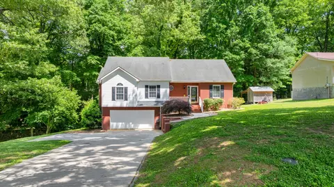 301 Mckinney St, Estill Springs, TN 37330
