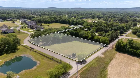 3004 Berry Patch Trl, Rockvale, TN 37153