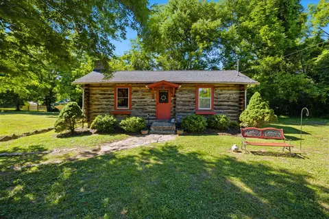 3511 Golf St, Nashville, TN 37216