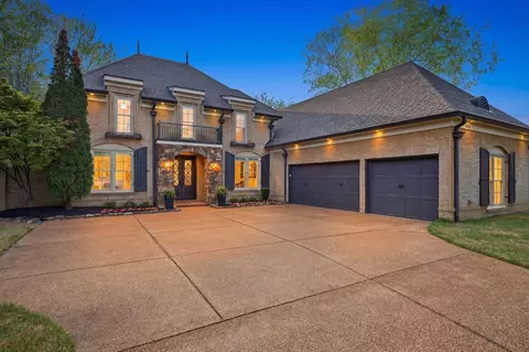 4231 Benoit Falls Rd, Lakeland, TN 38002