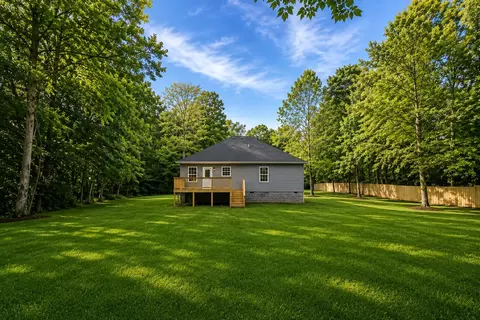 Exterior - 1116 Manley Loop, Dickson, TN 37055 photo 4 of 10