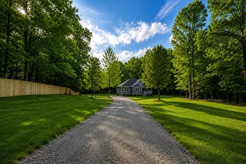 Exterior - 1116 Manley Loop, Dickson, TN 37055 photo 5 of 10