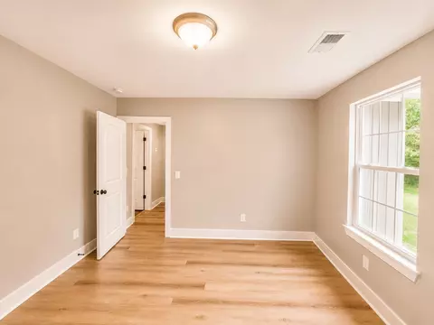 Bedroom - 1116 Manley Loop, Dickson, TN 37055 photo 6 of 7