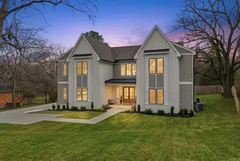 1107 Lipscomb Dr, Nashville, TN 37204