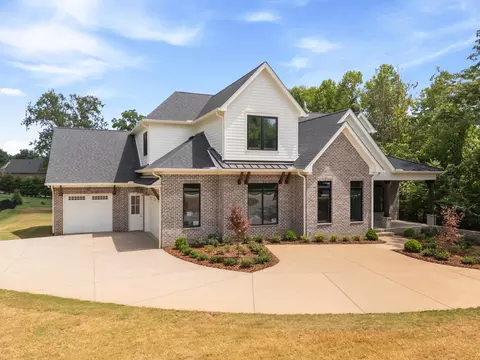 8233 Glover Dr, Brentwood, TN 37027