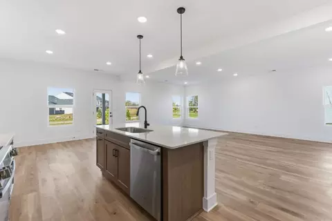 929 Watercourse Ct, Nashville, TN 37214