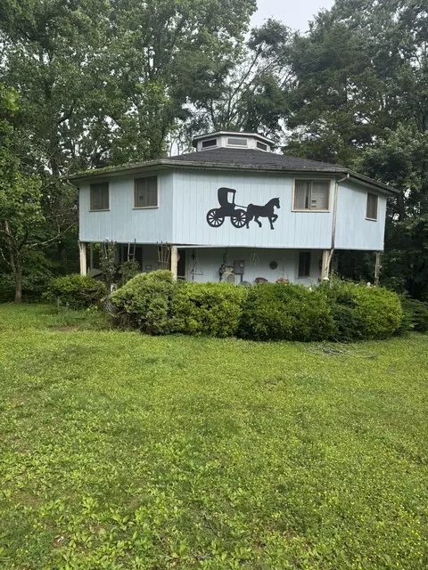 5551 Highway 52 W, Lafayette, TN 37083
