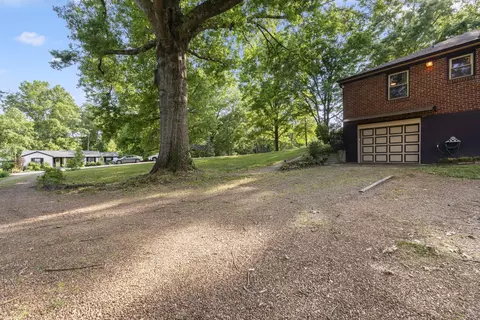 Exterior - 801 Vantrease Rd, Madison, TN 37115 photo 6 of 9