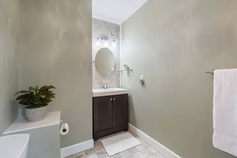 Bath - 801 Vantrease Rd, Madison, TN 37115 photo 1 of 3