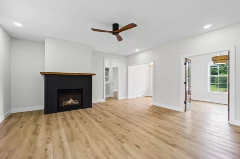7161 Honeysuckle Trl, Baxter, TN 38544 photo 8