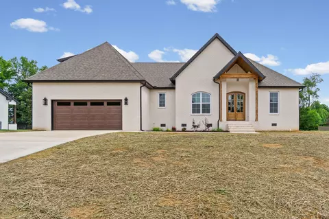 7161 Honeysuckle Trl, Baxter, TN 38544