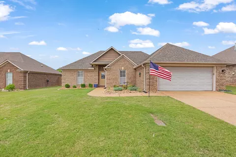 29 Birch Hollow Ln, Jackson, TN 38305