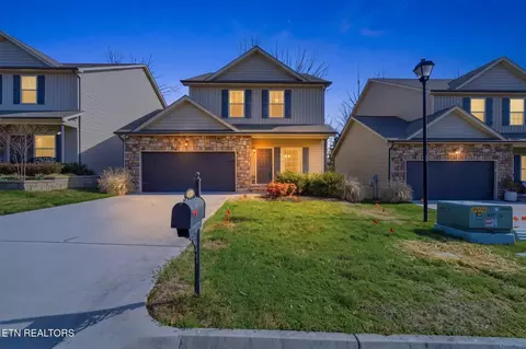 2320 Madeline Vine Ln, Knoxville, TN 37931