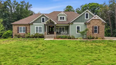 557 Knobb Hill Dr NW, Cleveland, TN 37312