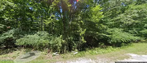 9067 Weketa Dr, Crossville, TN 38572