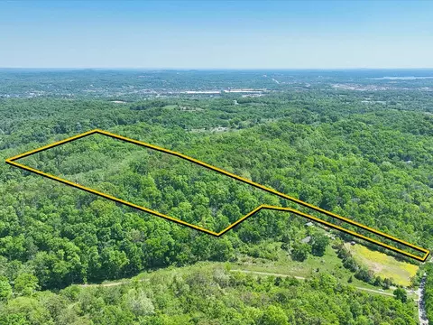 18 Dry Creek Rd, Goodlettsville, TN 37072