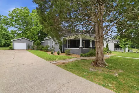 113 White St, Martin, TN 38237