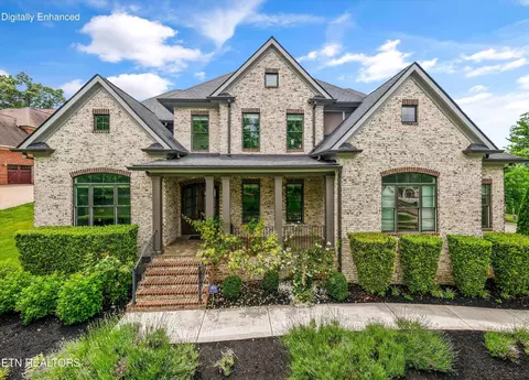 501 Lone Willow Dr, Knoxville, TN 37934