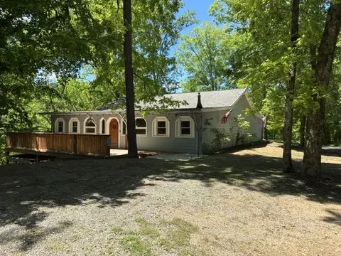 3031 Blue Buck Creek Rd, Duck River, TN 38454