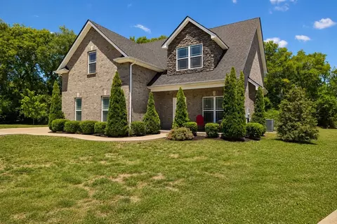 3024 Columnar Ct, Murfreesboro, TN 37129