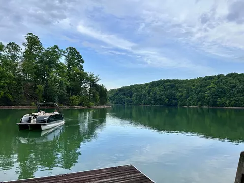 331 Huffman Park Rd, Lynchburg, TN 37352