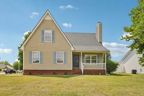 1338 Saint Andrews Dr, Murfreesboro, TN 37128