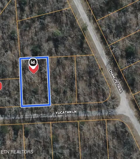 1047 Yucatan Ln, Crossville, TN 38572