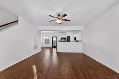Living - 5326 Dan Post Way, Murfreesboro, TN 37128 photo 1 of 3