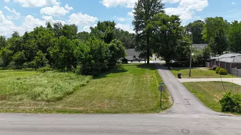 225 Byrd Ave, Murfreesboro, TN 37129 photo 3