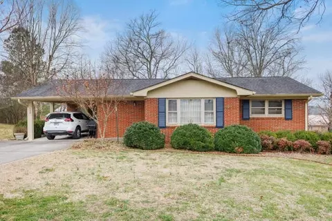 130 Cherokee Cir, Benton, TN 37307