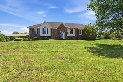 1474 Hardison Rd, Columbia, TN 38401