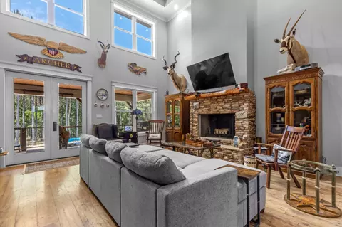 Living - 2485 River Bluffs Dr, Jasper, TN 37347 photo 1 of 4