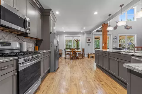 Kitchen - 2485 River Bluffs Dr, Jasper, TN 37347 photo 2 of 6