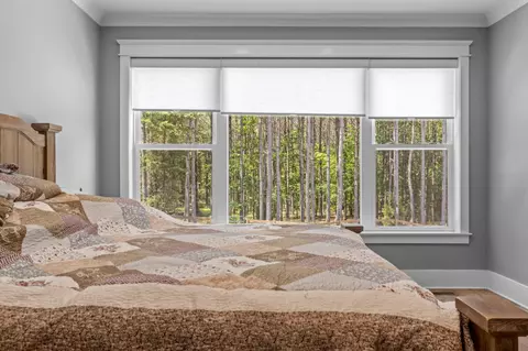 Bedroom - 2485 River Bluffs Dr, Jasper, TN 37347 photo 2 of 5