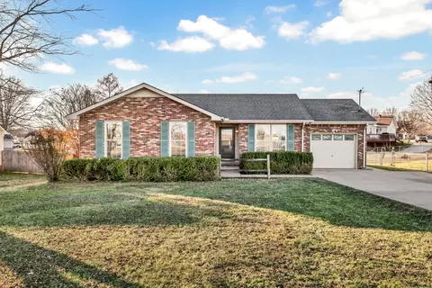 3708 Trenton Rd, Clarksville, TN 37040