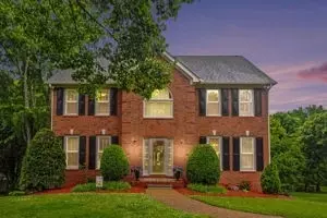 808 Overhills Dr, Old Hickory, TN 37138