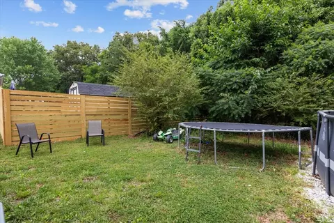 Exterior - 321 Kevin Dr, Dickson, TN 37055 photo 5 of 8